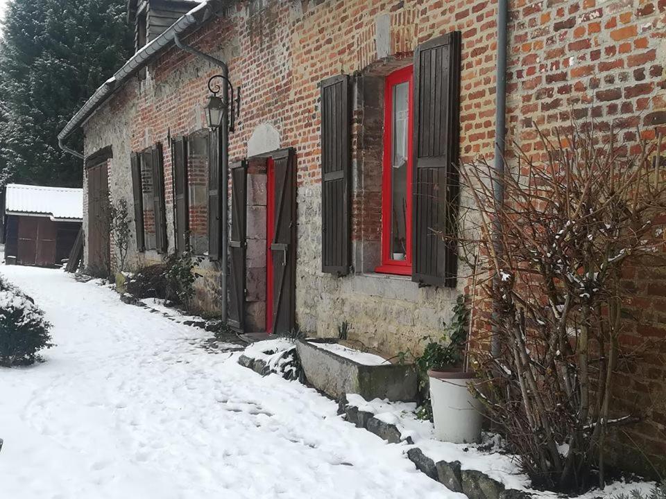 L'Ecrin Du Val De Sambre Maubeuge Exterior foto
